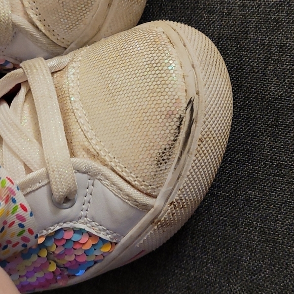 Jojo Siwa sequins sz 2 high top shoes sprinkle bows sneakers - Picture 4 of 4